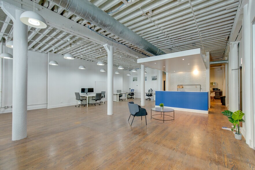 More Photos Of 11 E Hubbard St, Chicago Office For Lease