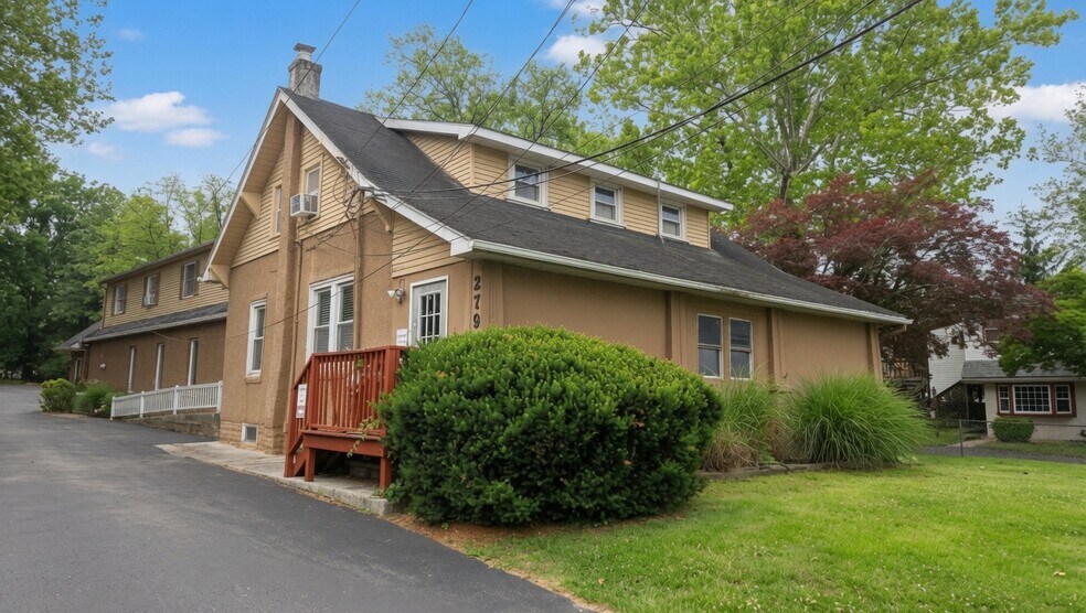 Primary Photo Of 2792 Egypt Rd, Audubon Office Residential For Lease