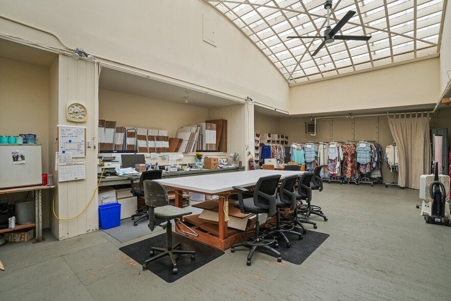 Primary Photo Of 129 N Water St, Greenwich Warehouse For Lease