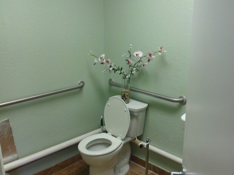 More Photos Of 2567 N 1st Ave, Tucson Office For Sale