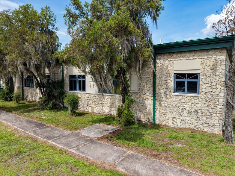 More Photos Of 502 N Center St, Perry Schools For Sale