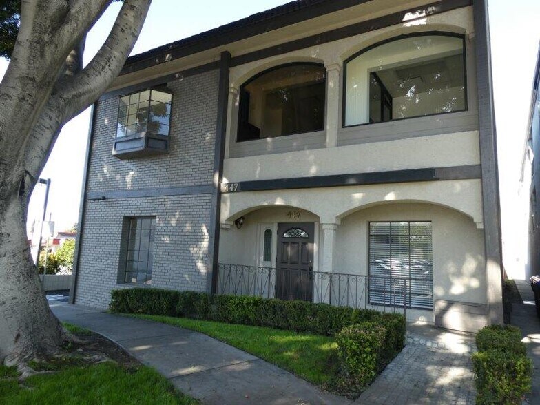 More Photos Of 447 W Burchett St, Glendale Office For Sale