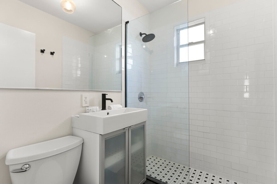 More Photos Of 7320 Byron Ave, Miami Beach Hotel For Sale