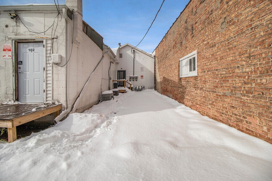 More Photos Of 100-104 N Main St, Crown Point Storefront Retail Residential For Sale