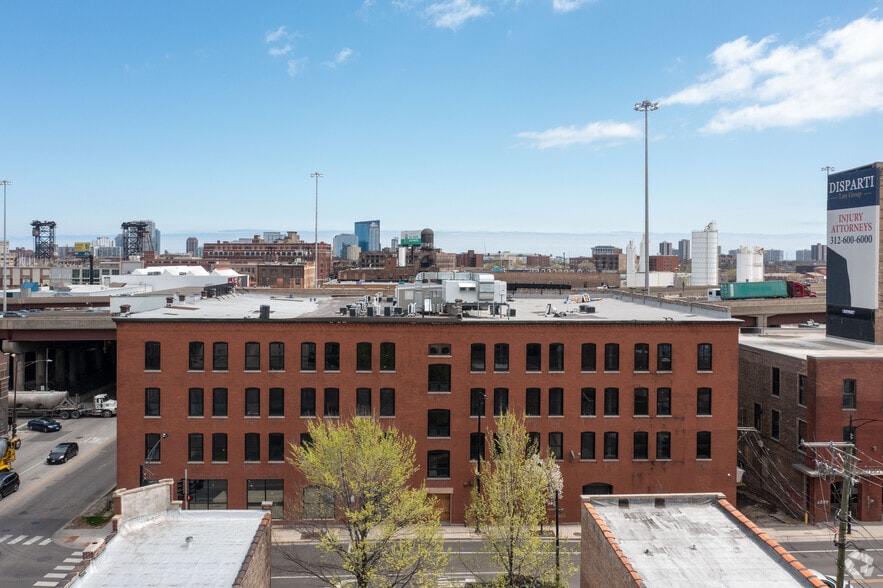 More Photos Of 2201 S Halsted St, Chicago Loft Creative Space For Lease