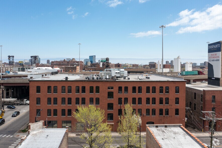 More Photos Of 2201 S Halsted St, Chicago Warehouse For Lease