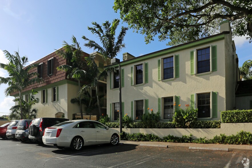 More Photos Of 1200 S Federal Hwy, Boynton Beach Office For Lease