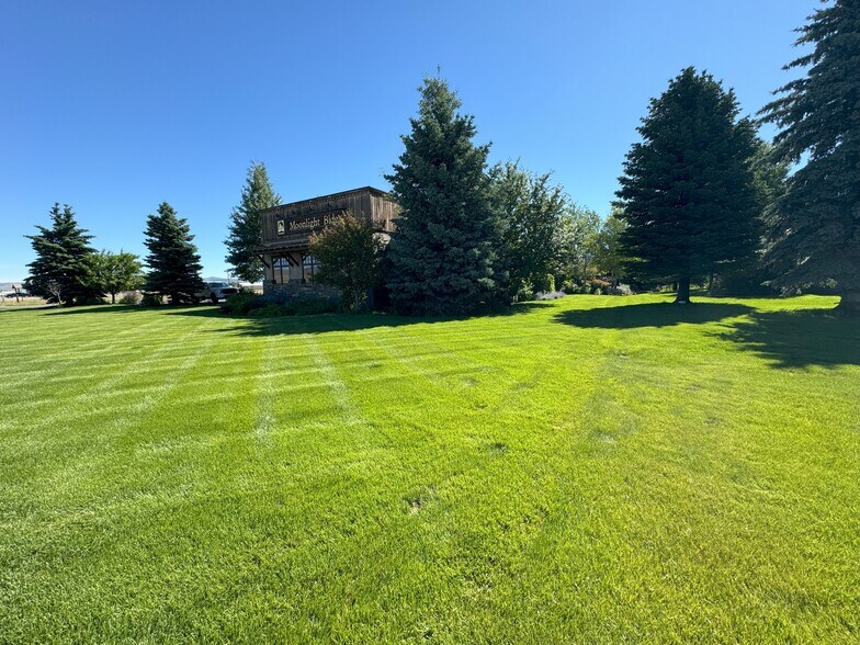 More Photos Of 2 Hot Springs Loop Rd, Ennis Medical For Sale