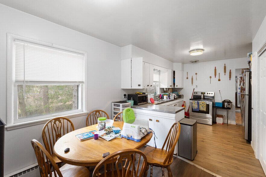 More Photos Of 218 N 26th St, Kalamazoo Apartments For Sale