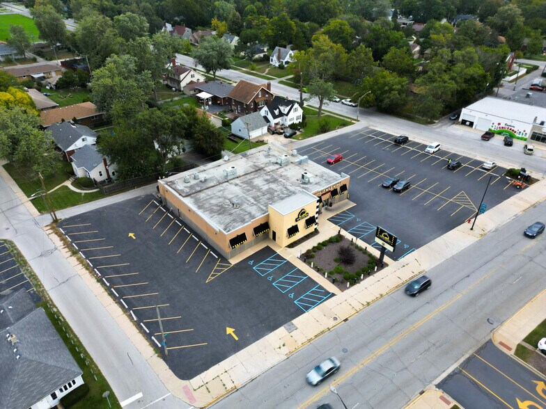 More Photos Of 3720 Ridge Rd, Lansing Restaurant For Lease