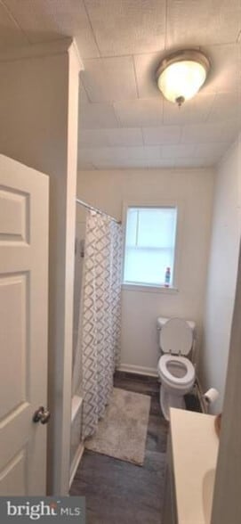 More Photos Of 603 Roslyn ave, Cambridge Specialty For Sale