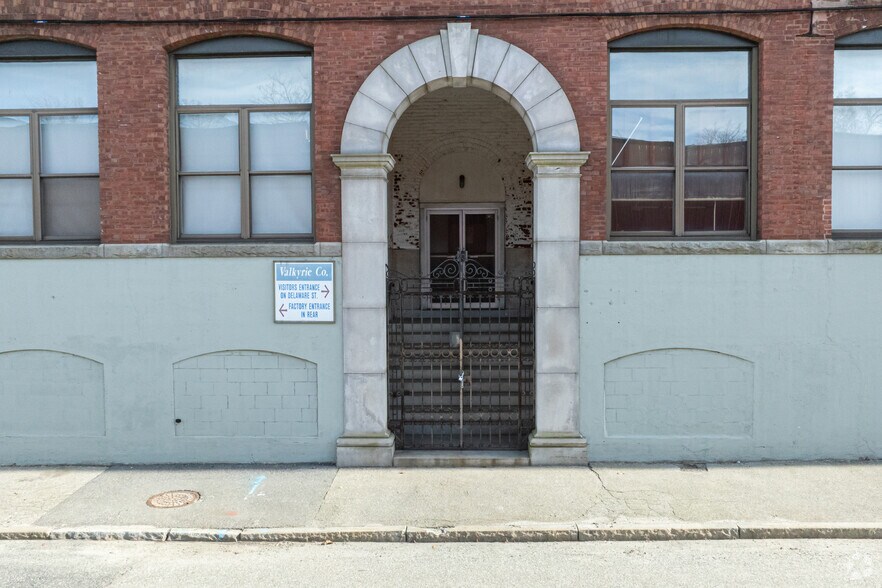 More Photos Of 60 Fremont St, Worcester Warehouse For Lease