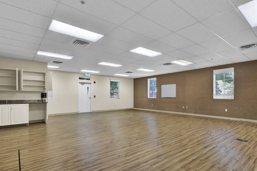 More Photos Of 1400 N Park Ln, Eagle Schools For Sale