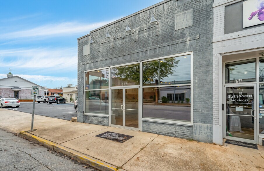 More Photos Of 512 E Main St, Spartanburg Storefront For Sale