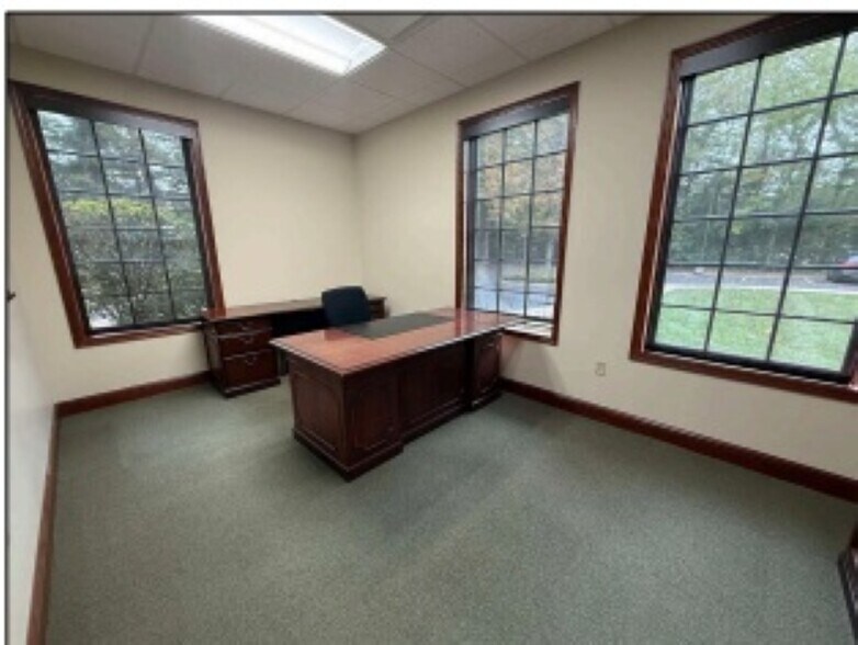 More Photos Of 1771 Indian Wood Cir, Maumee Office For Sale