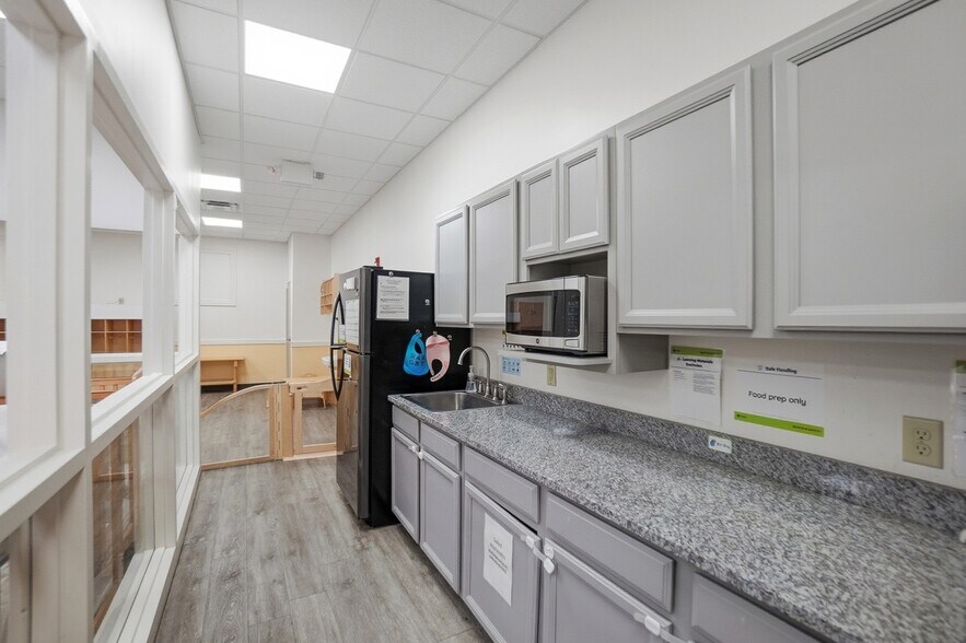 More Photos Of 9685-9725 Dayton Lebanon Pike, Dayton Storefront Retail Office For Lease