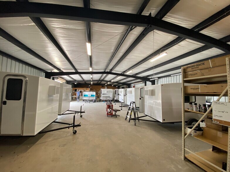 More Photos Of 7700 SE 129th Pl, Summerfield Industrial For Sale