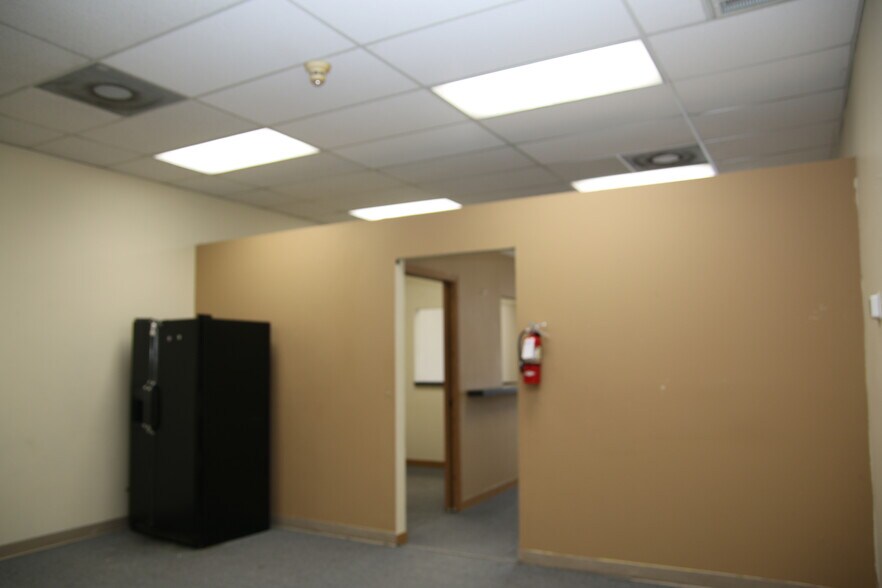 More Photos Of 1530-1640 SE 9th Ave, Albany Unknown For Lease