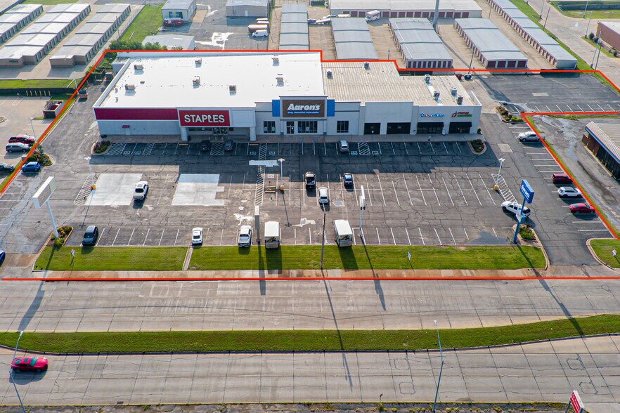 More Photos Of , Lawton General Retail For Sale