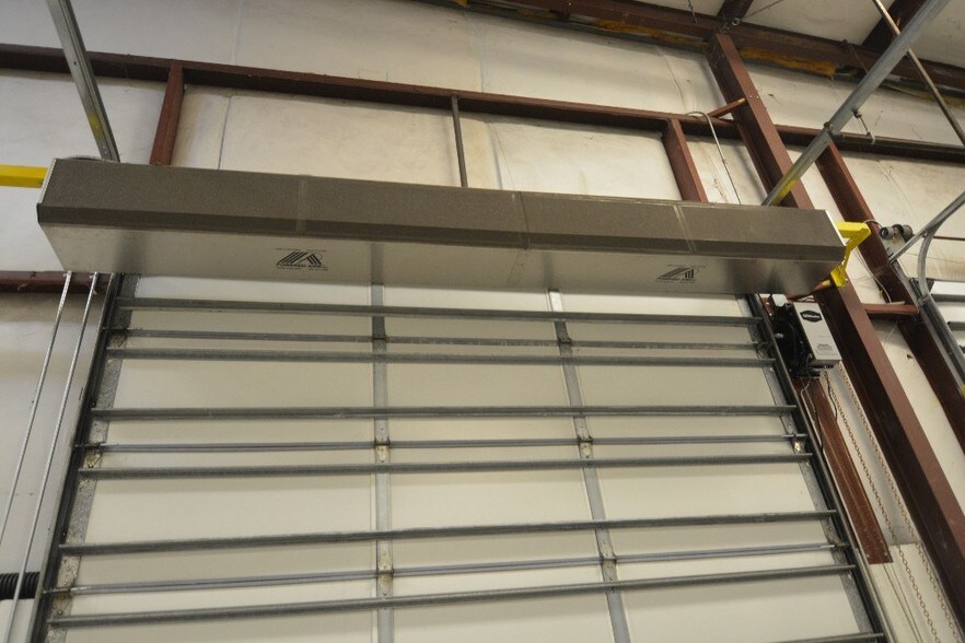 More Photos Of 13770 Automobile Blvd, Clearwater Distribution For Lease