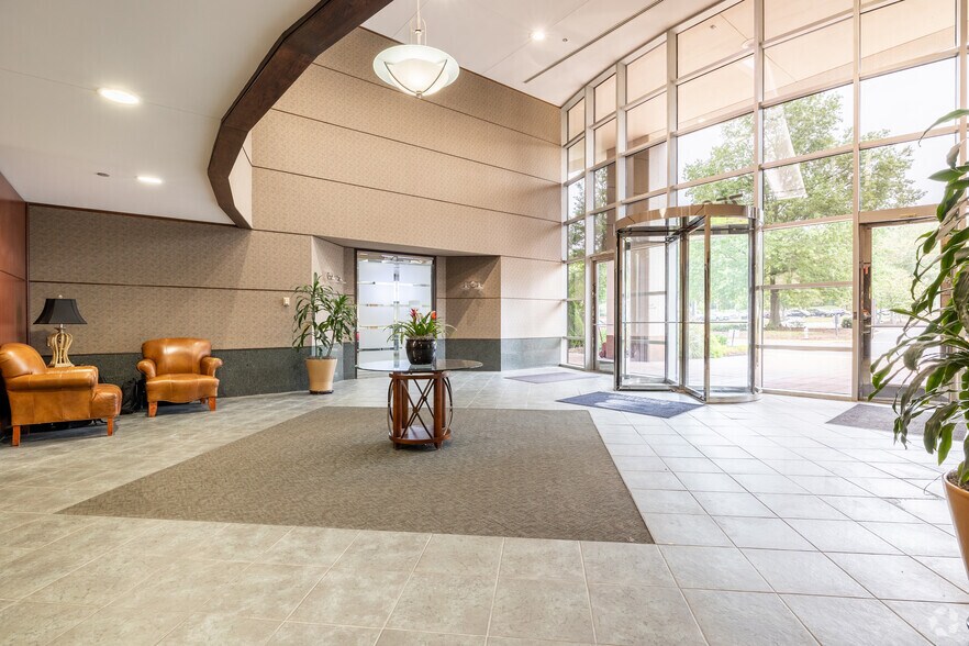 More Photos Of 7501 Boulder View Dr, North Chesterfield Unknown For Lease