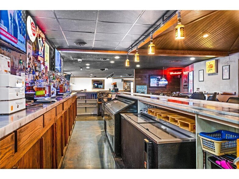 More Photos Of 4654 County Highway 61 hwy, Moose Lake Specialty For Sale