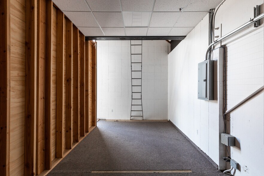 More Photos Of 1210 Mission Dr, Solvang Light Manufacturing For Lease