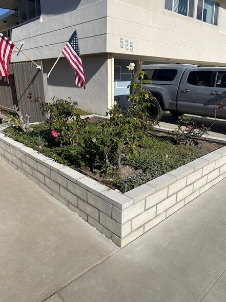 More Photos Of 523 Avenue G, Redondo Beach Multifamily For Sale