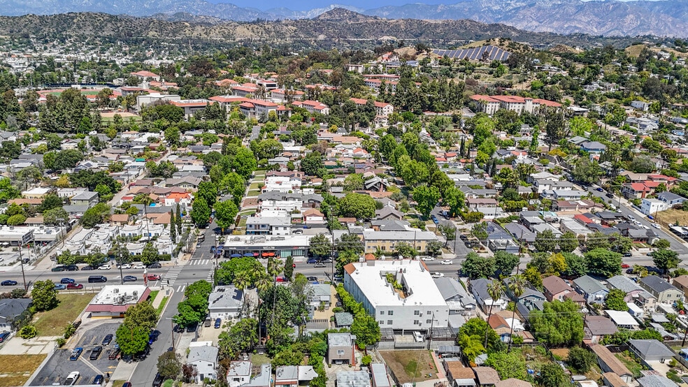 More Photos Of 4760 York Blvd, Los Angeles Office For Lease