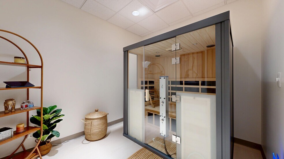 More Photos Of 227 Main St, Fort Mill Office For Lease