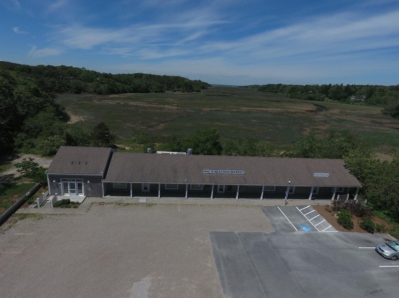 More Photos Of 14 Truro Center Rd, Truro Freestanding For Lease