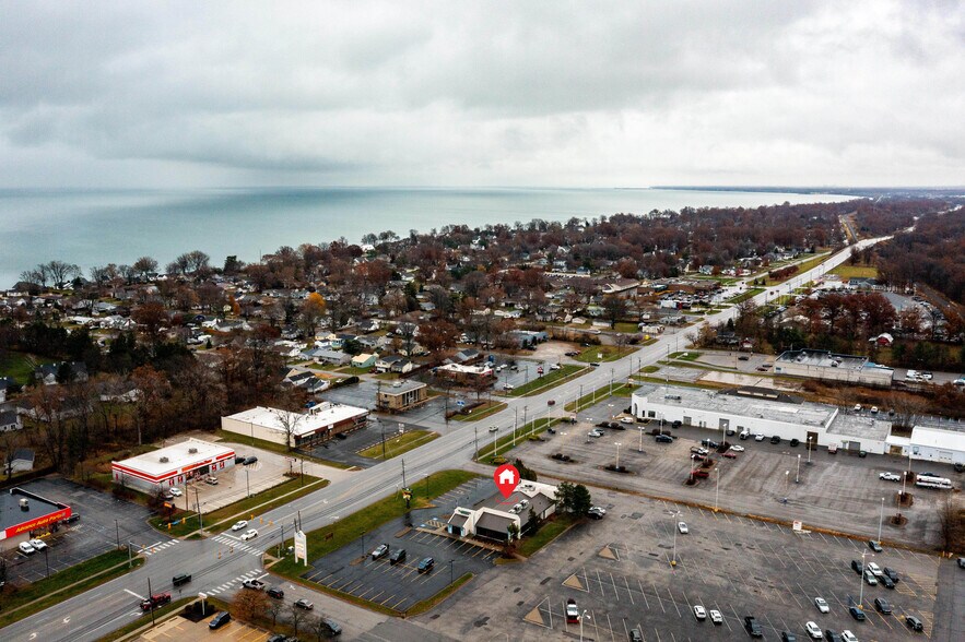 More Photos Of 4415 Liberty Ave, Vermilion General Retail For Sale