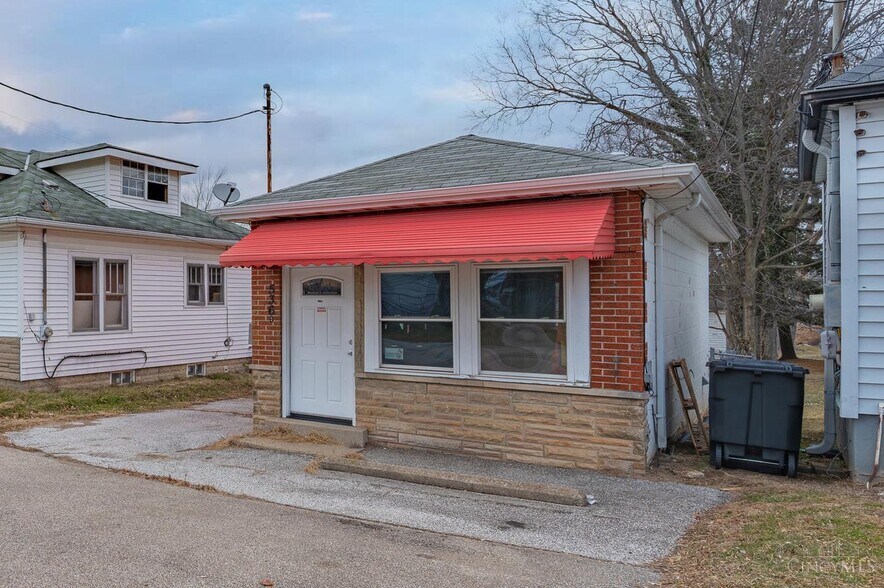 More Photos Of 536 Old State Route 74, Cincinnati Storefront Retail Residential For Sale