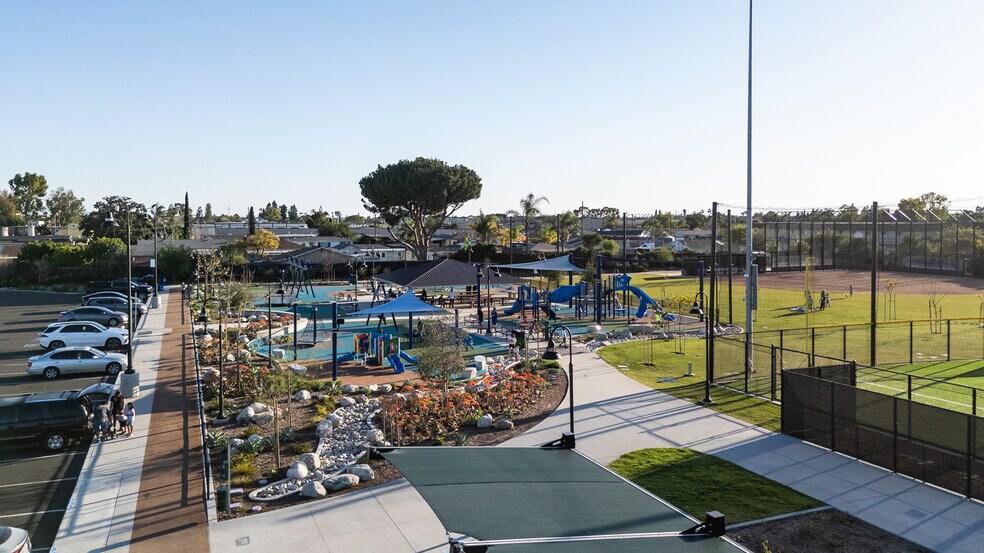 More Photos Of 8620-8624 Watson St, Cypress Apartments For Sale