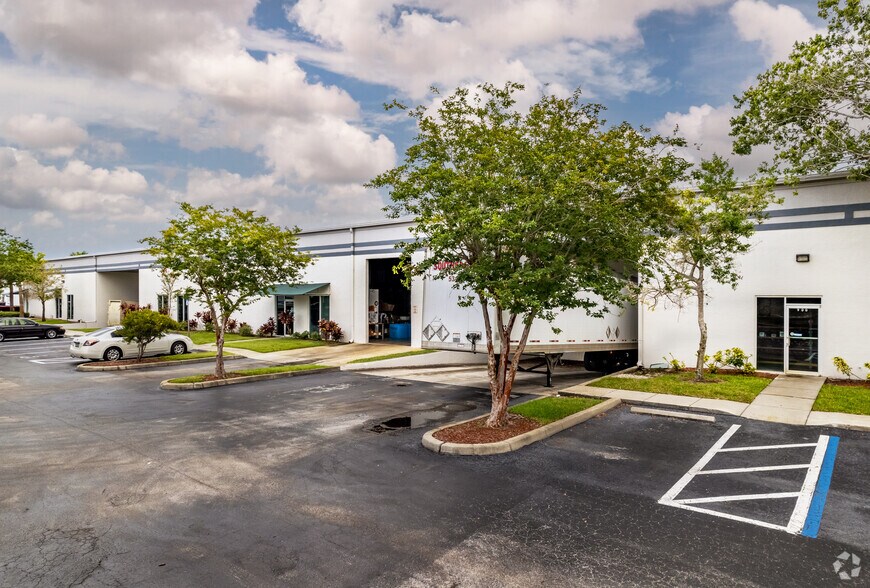 Primary Photo Of 7100 123rd Cir N, Largo Manufacturing For Lease