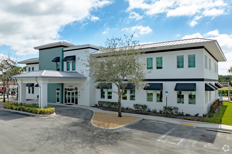 More Photos Of 8230 210th St S, Boca Raton Office For Lease