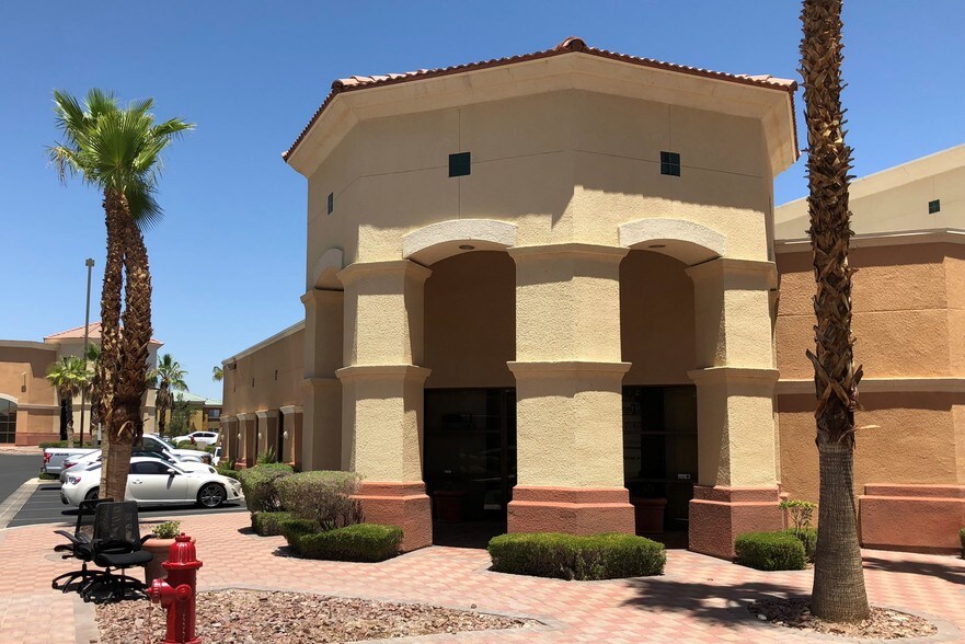 More Photos Of 4775 S Durango Dr, Las Vegas Office For Lease