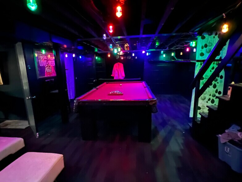 More Photos Of 206 Fernleaf St, Pittsburgh General Retail For Sale