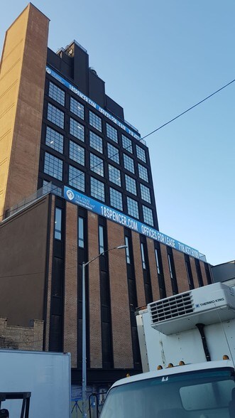 More Photos Of 18 Spencer St, Brooklyn Warehouse For Lease