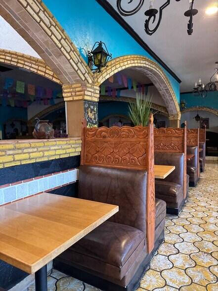 More Photos Of 2490 Fair St, Chico Restaurant For Lease