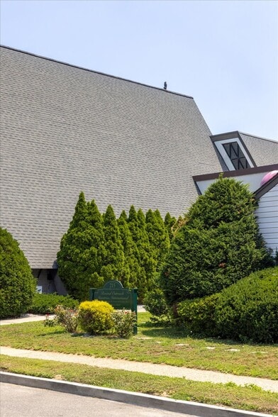 More Photos Of 215 N Hillside Ave, Valley Stream Specialty For Sale