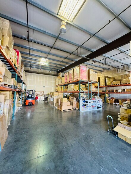 More Photos Of 17600-17722 Murphy Pky, Lathrop Warehouse For Sale