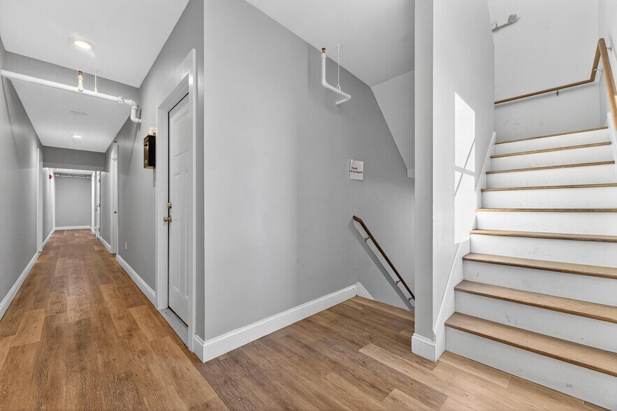 More Photos Of 90-94 Bank St, New London Storefront For Sale