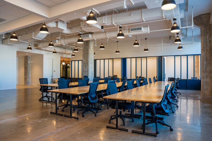 More Photos Of 4201 Main St, Houston Coworking Space