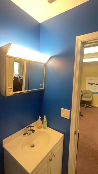 More Photos Of , Rockville Office For Sale