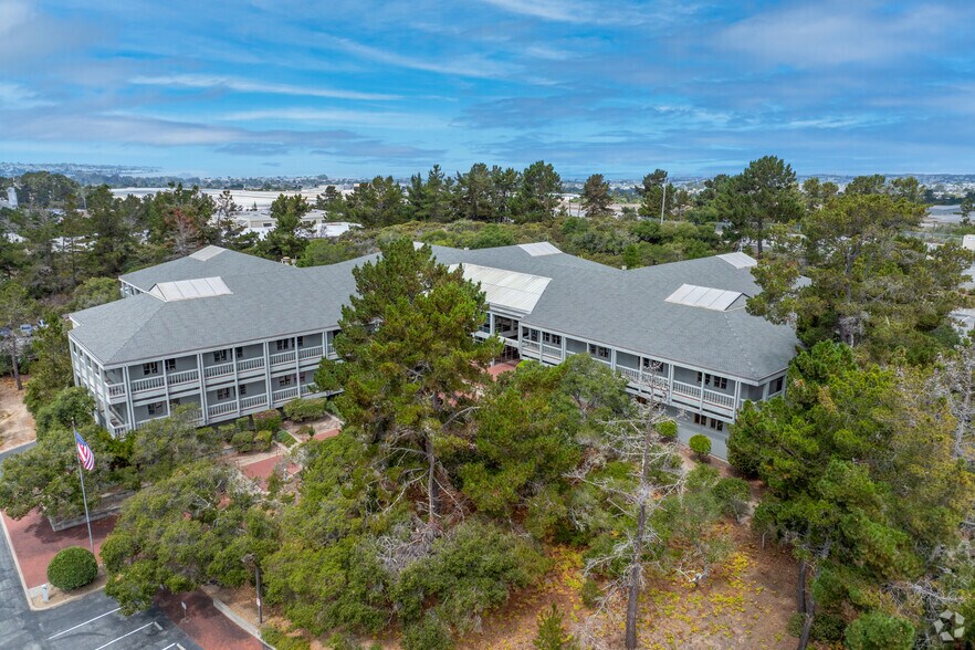 More Photos Of 2959 Monterey Salinas Hwy, Monterey Office For Lease