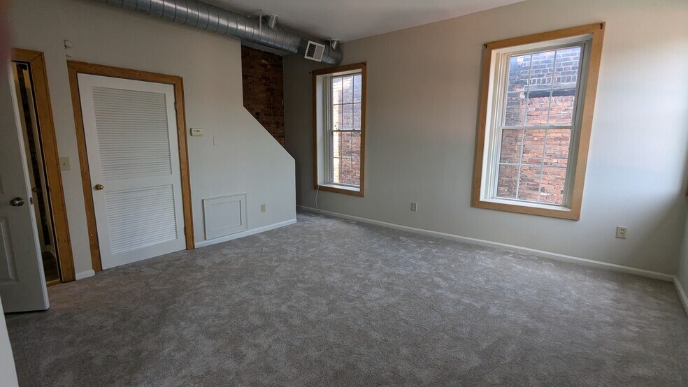 More Photos Of 47, 53-55 Congress Street, Troy General Retail For Sale