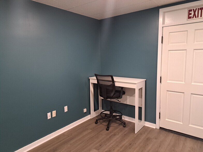 More Photos Of 1320 SE Federal Hwy, Stuart Medical For Lease