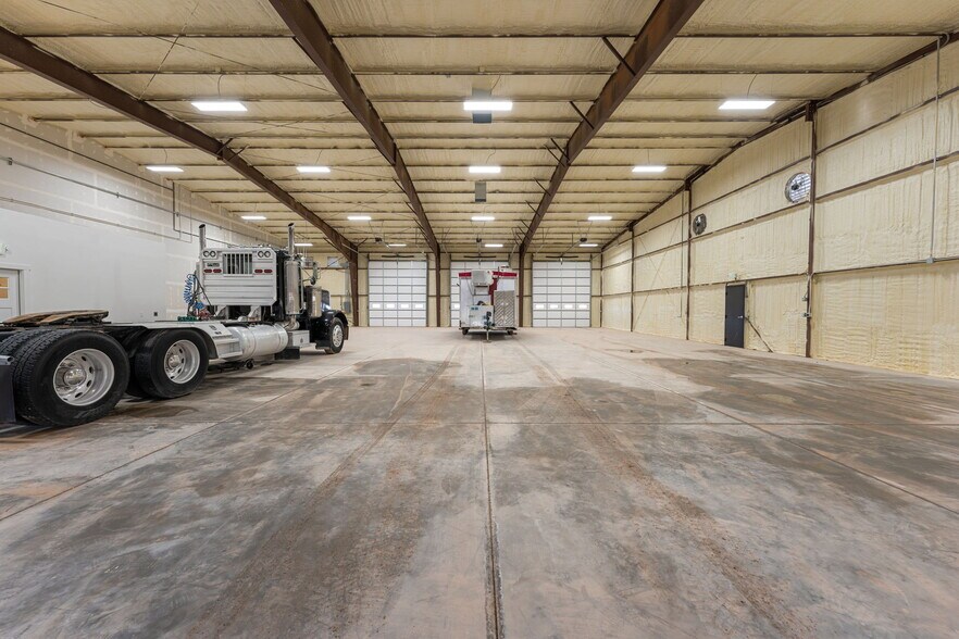 More Photos Of 3709 5650 w, Cedar City Industrial For Lease