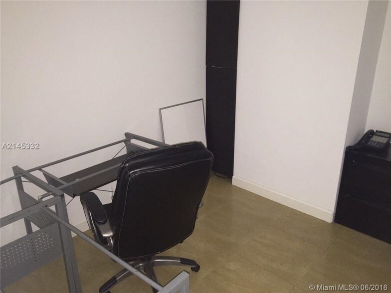More Photos Of 1110 Brickell Ave, Miami Office For Lease